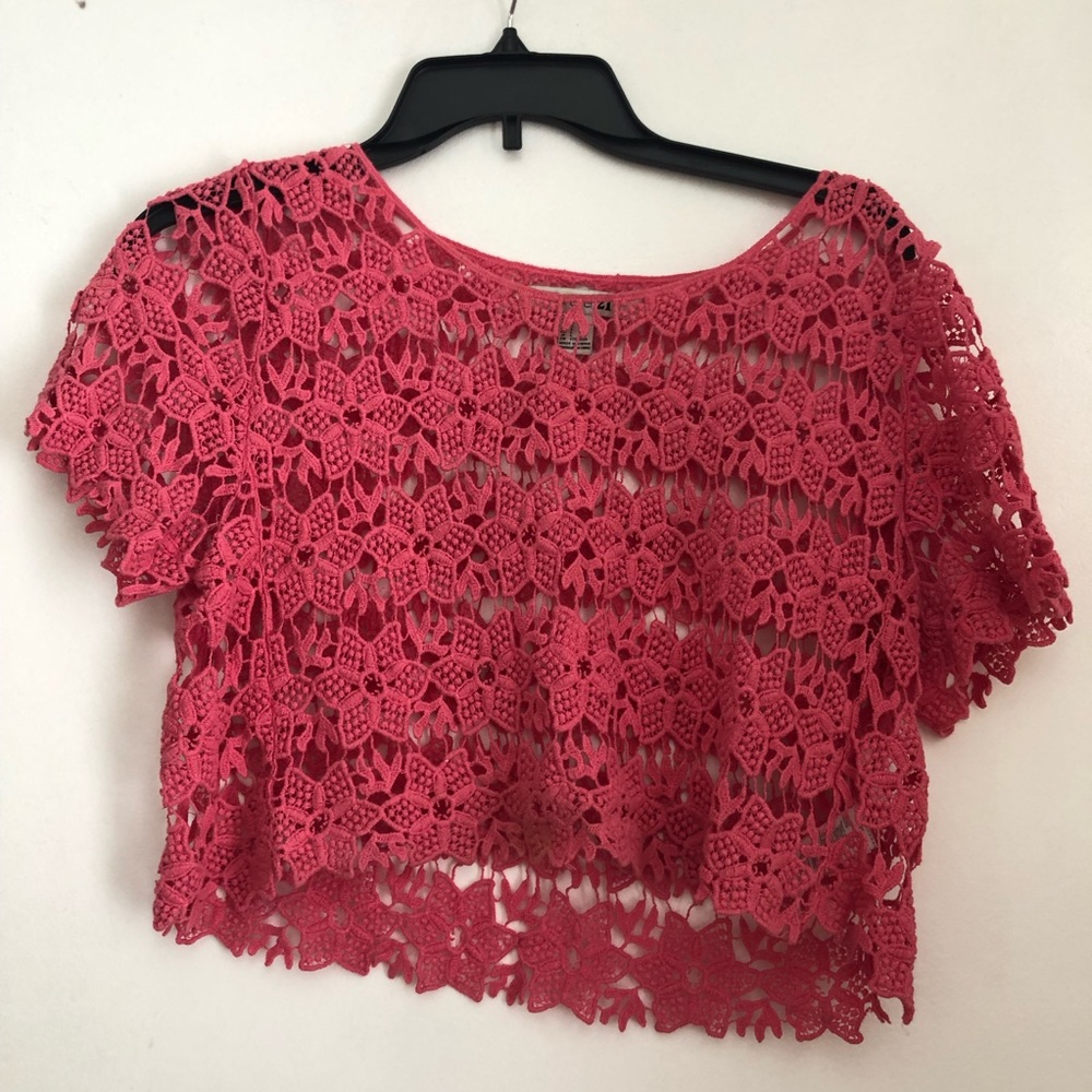 Pink floral crop top